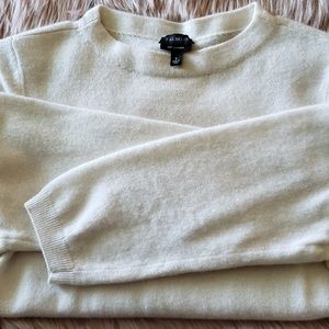 Women's sweater